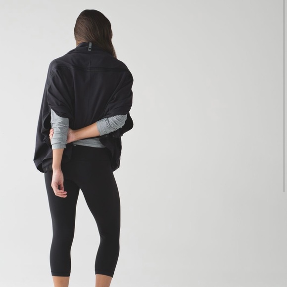 Lululemon Vinyasa Wrap - Picture 6 of 8